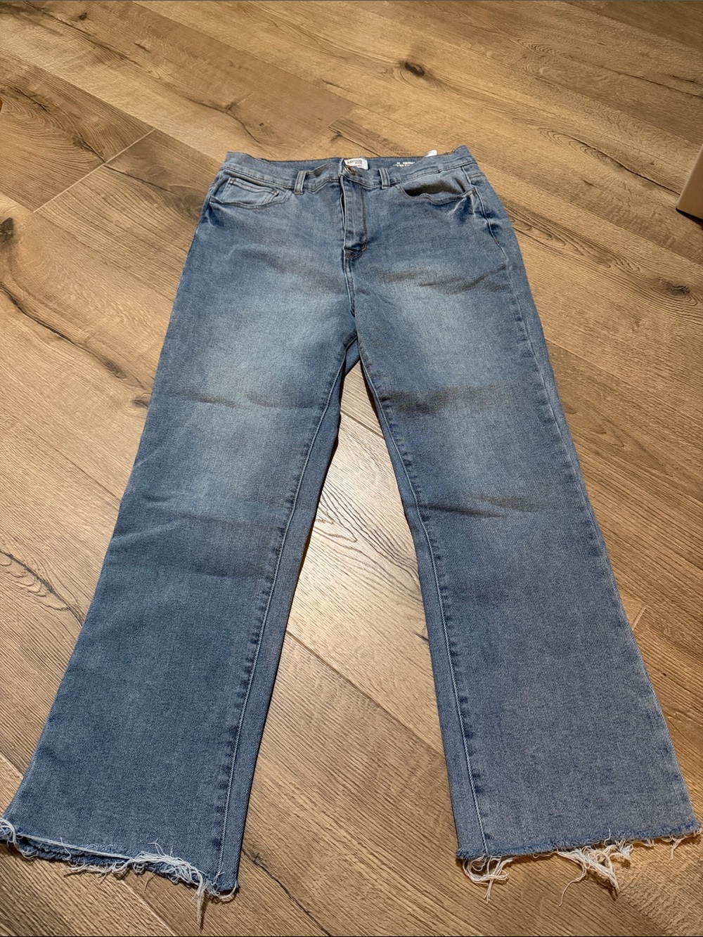 Kensie Light Blue Wide-Leg Jeans